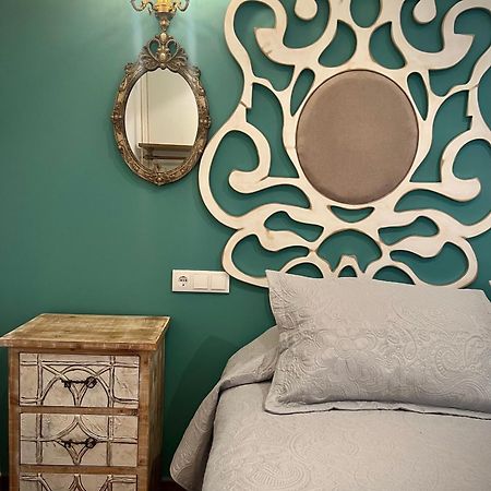 Retiro Del Teatro Almagro Hotel Екстериор снимка
