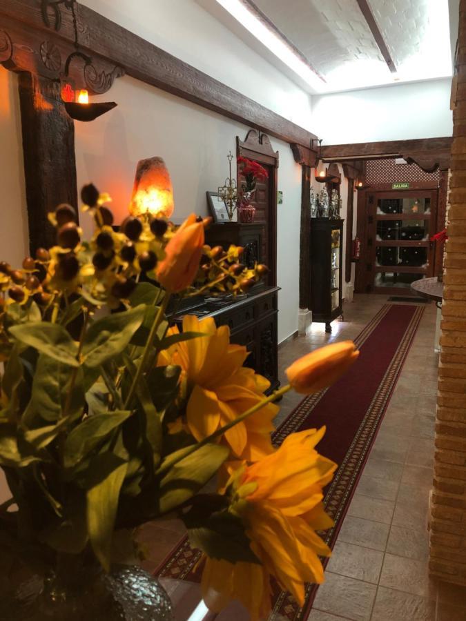 Retiro Del Teatro Almagro Hotel Екстериор снимка