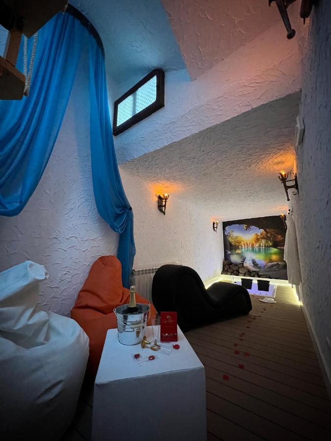 Retiro Del Teatro Almagro Hotel Екстериор снимка
