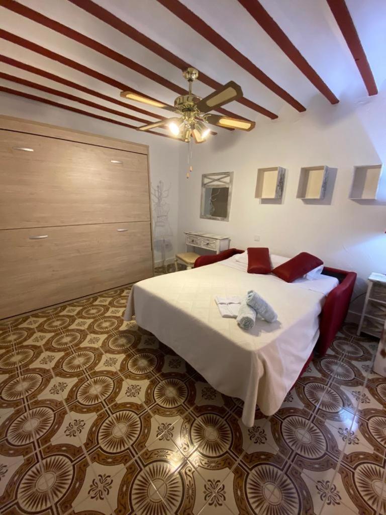 Retiro Del Teatro Almagro Hotel Екстериор снимка