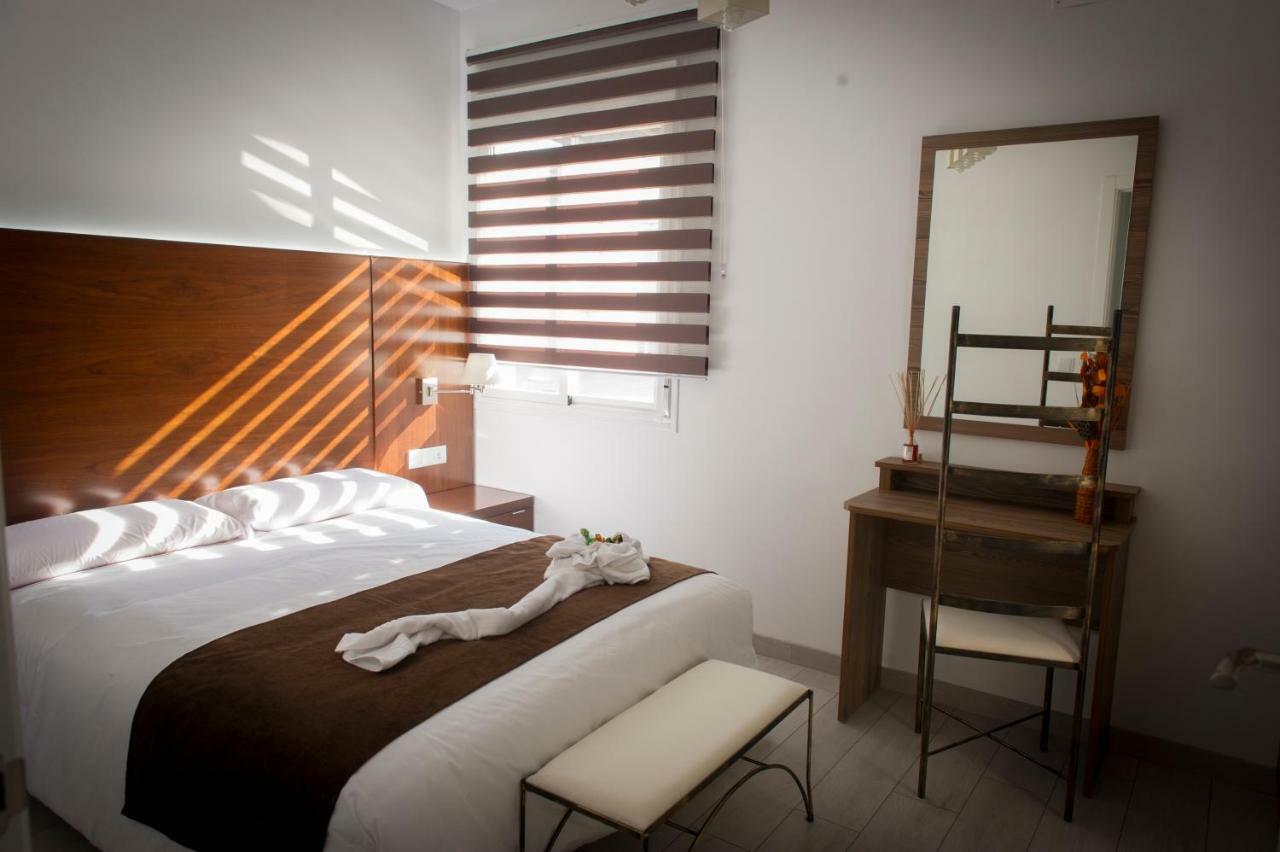 Retiro Del Teatro Almagro Hotel Екстериор снимка