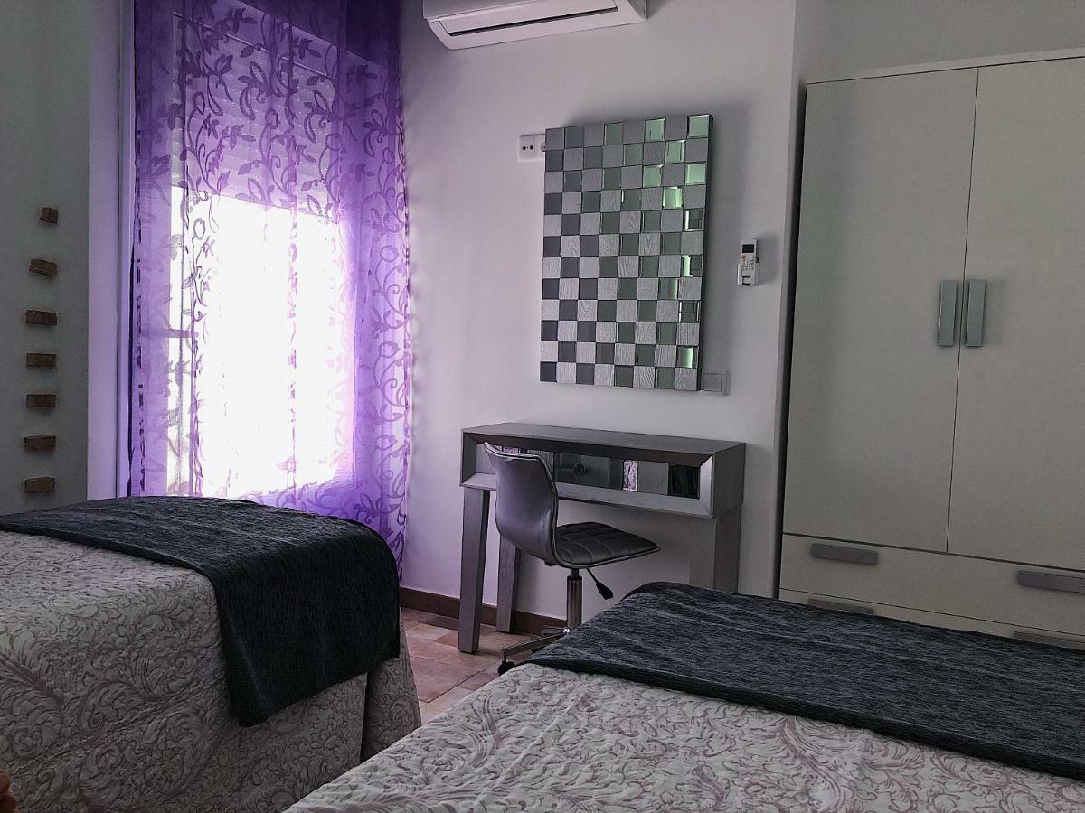 Retiro Del Teatro Almagro Hotel Екстериор снимка