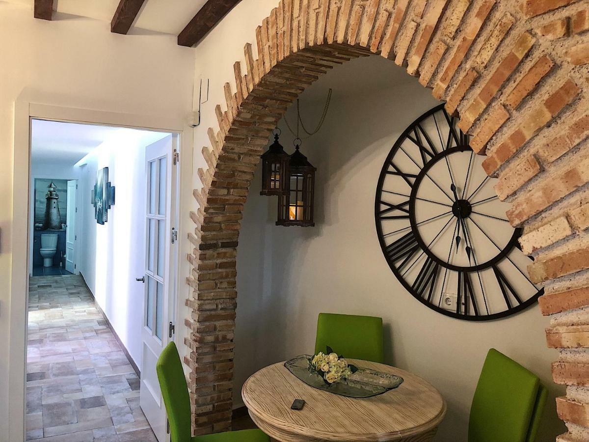 Retiro Del Teatro Almagro Hotel Екстериор снимка